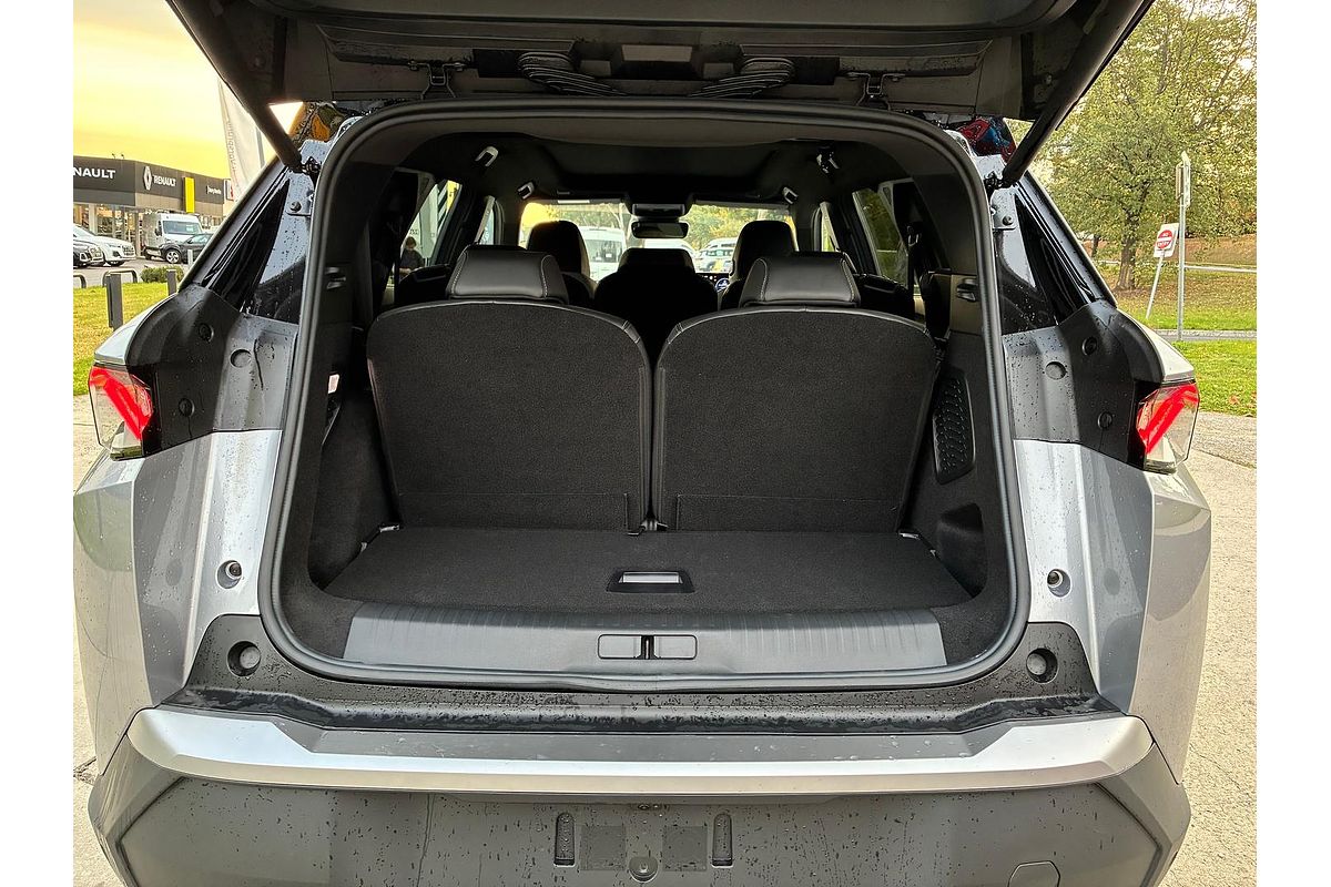 2025 Peugeot 5008 GT Premium P74