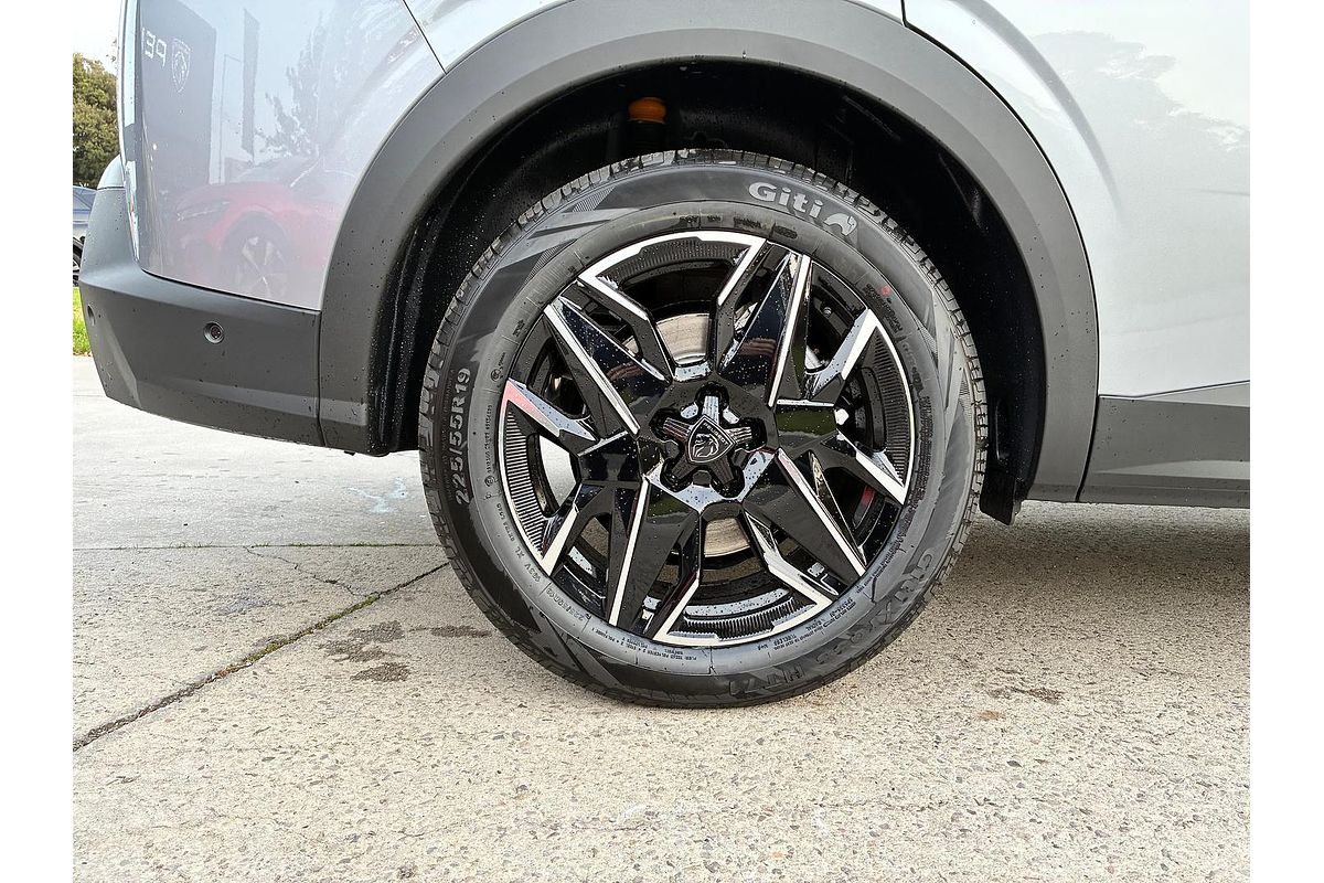 2025 Peugeot 5008 GT Premium P74