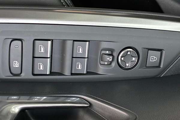 2025 Peugeot 5008 GT Premium P74