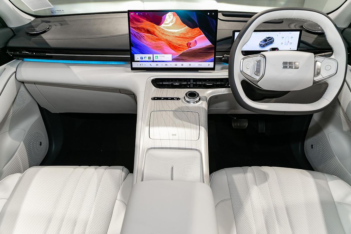 2025 Geely EX5 Inspire E245