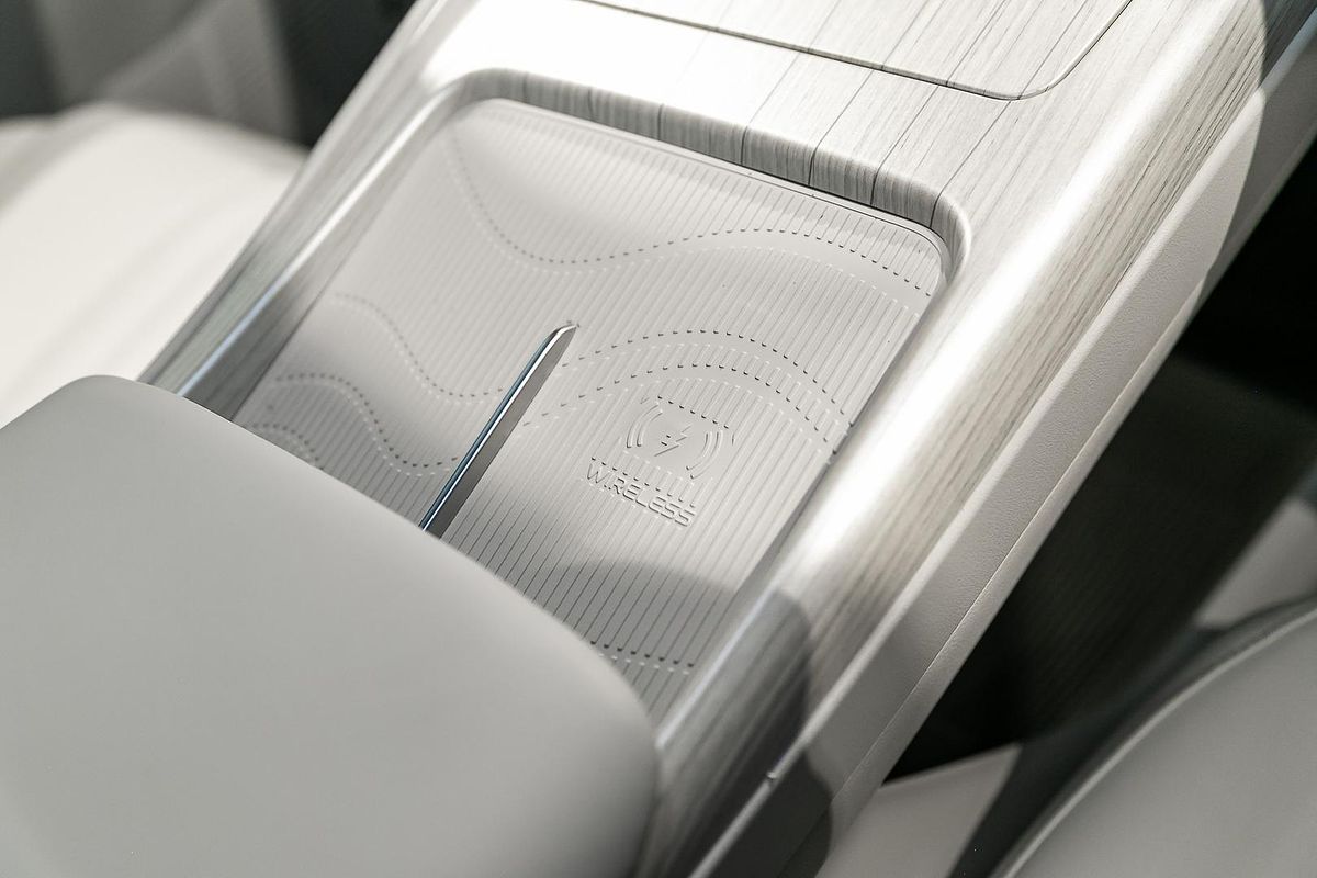 2025 Geely EX5 Inspire E245