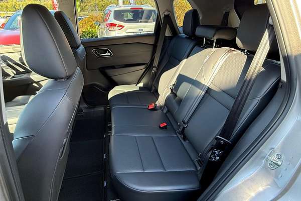 2024 Nissan X-TRAIL ST-L T33