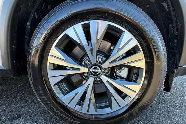 2024 Nissan X-TRAIL ST-L T33