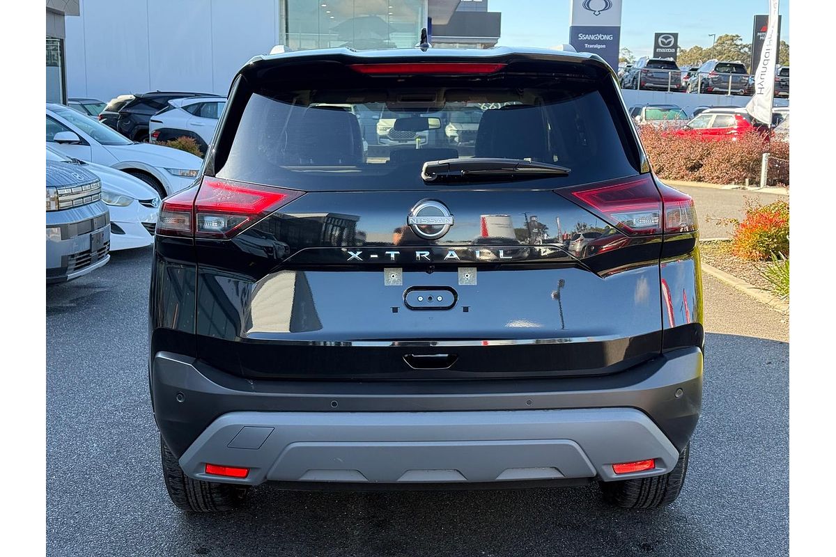 2024 Nissan X-TRAIL ST-L T33