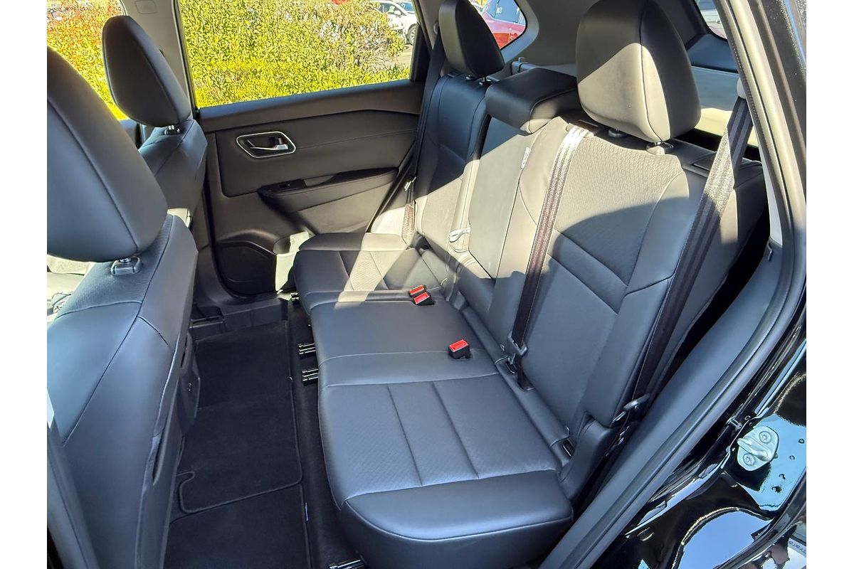 2024 Nissan X-TRAIL ST-L T33