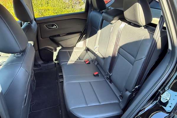 2024 Nissan X-TRAIL ST-L T33