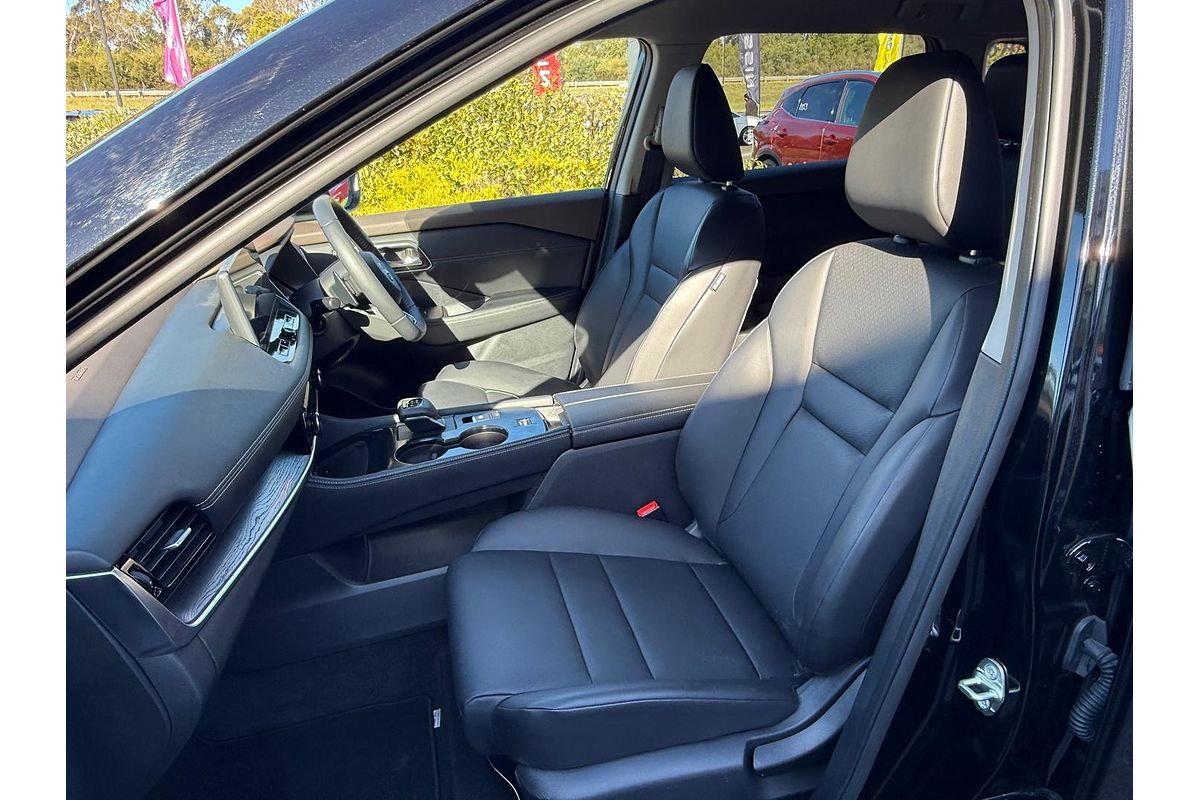 2024 Nissan X-TRAIL ST-L T33