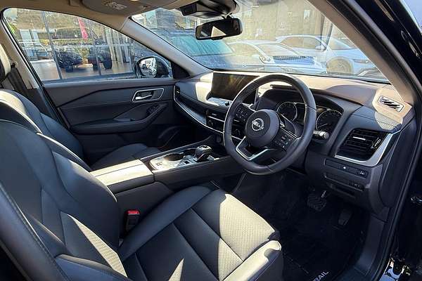2024 Nissan X-TRAIL ST-L T33