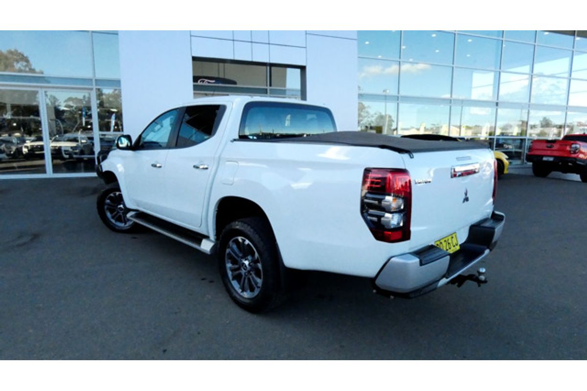 2022 Mitsubishi Triton GLS MR 4X4