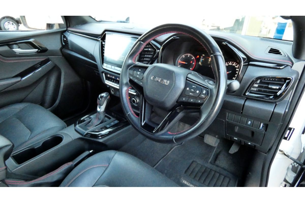 2022 Isuzu D-MAX X-TERRAIN 4X4