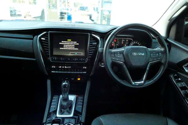 2024 Isuzu MU-X LS-T