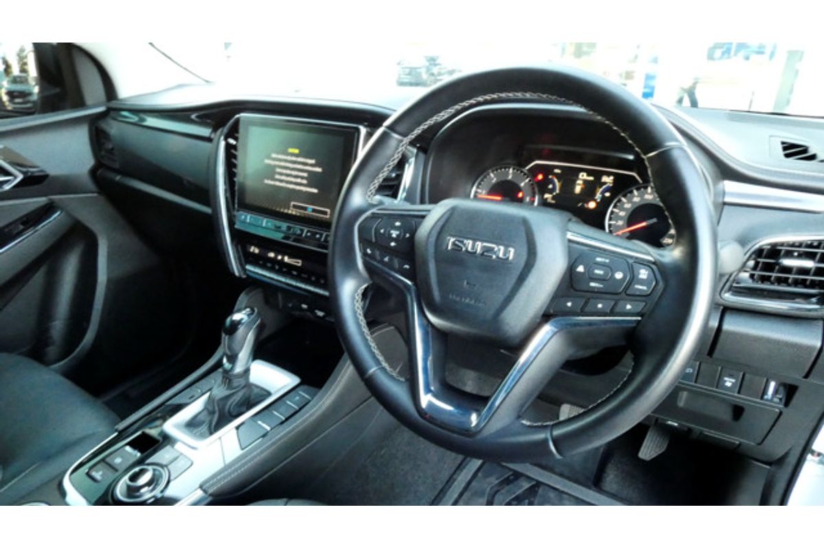 2024 Isuzu MU-X LS-T