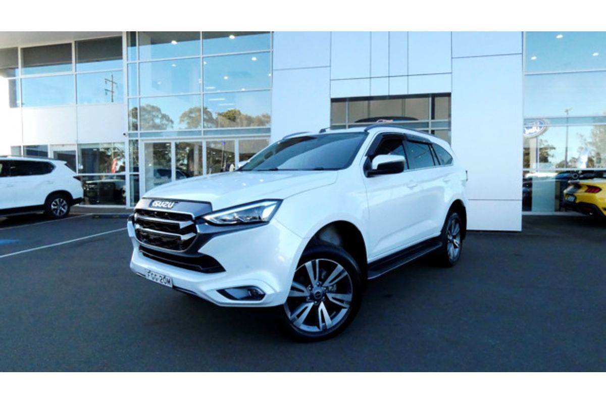 2024 Isuzu MU-X LS-T