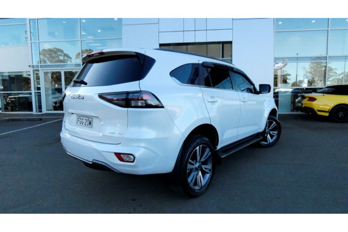 2024 Isuzu MU-X LS-T