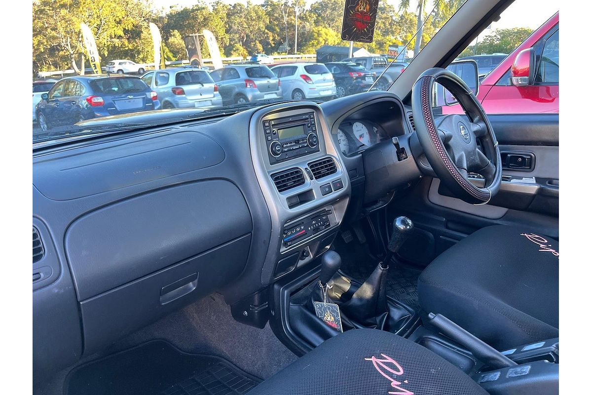 2013 Nissan Navara ST-R D22 4X4