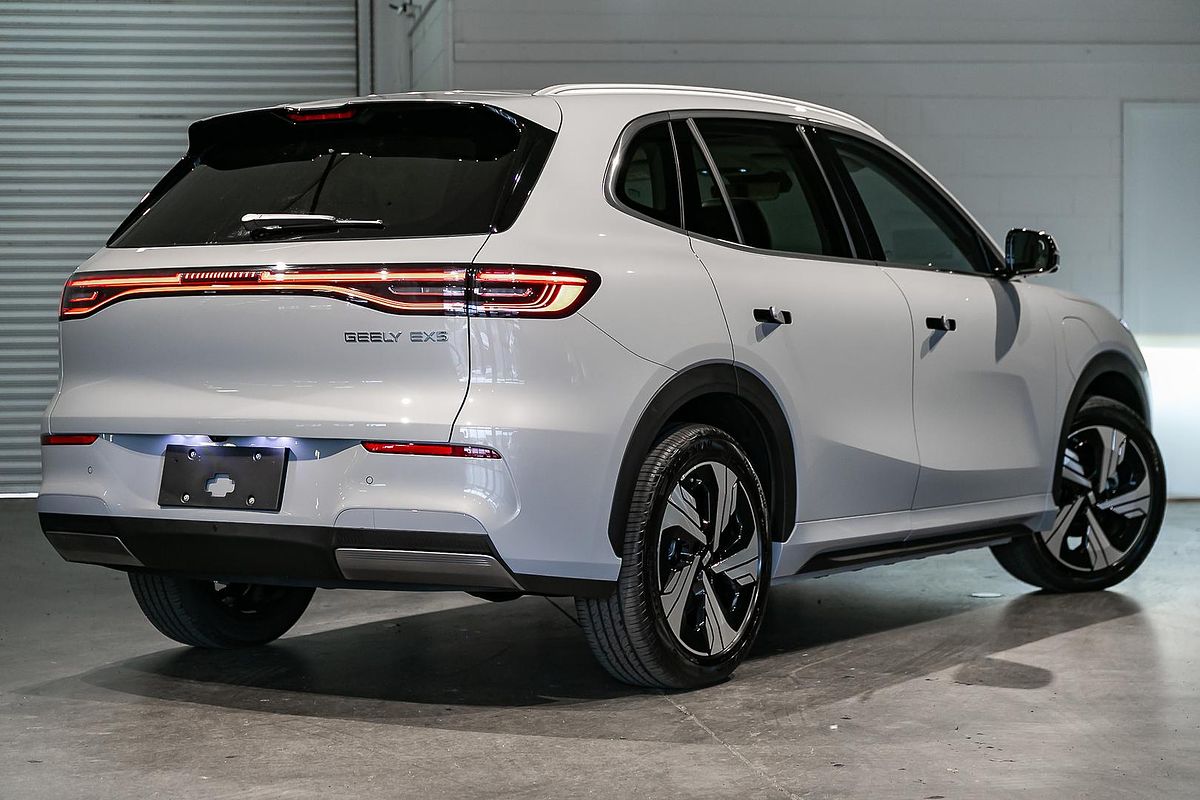 2025 Geely EX5 Inspire E245