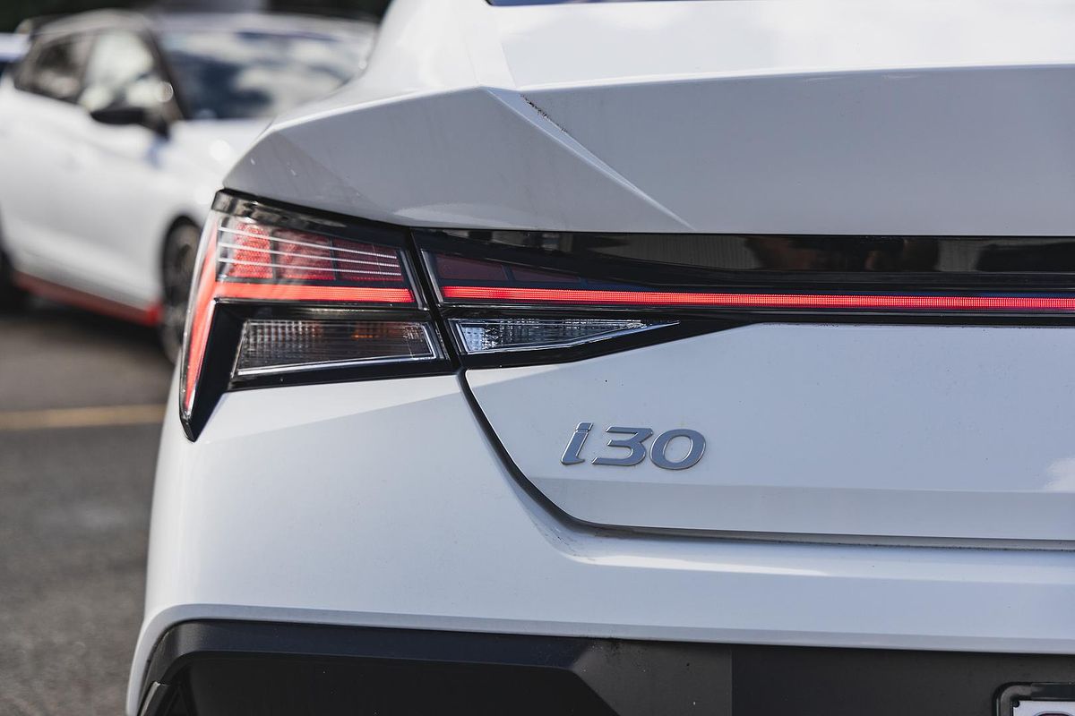 2025 Hyundai i30 Premium CN7.V2