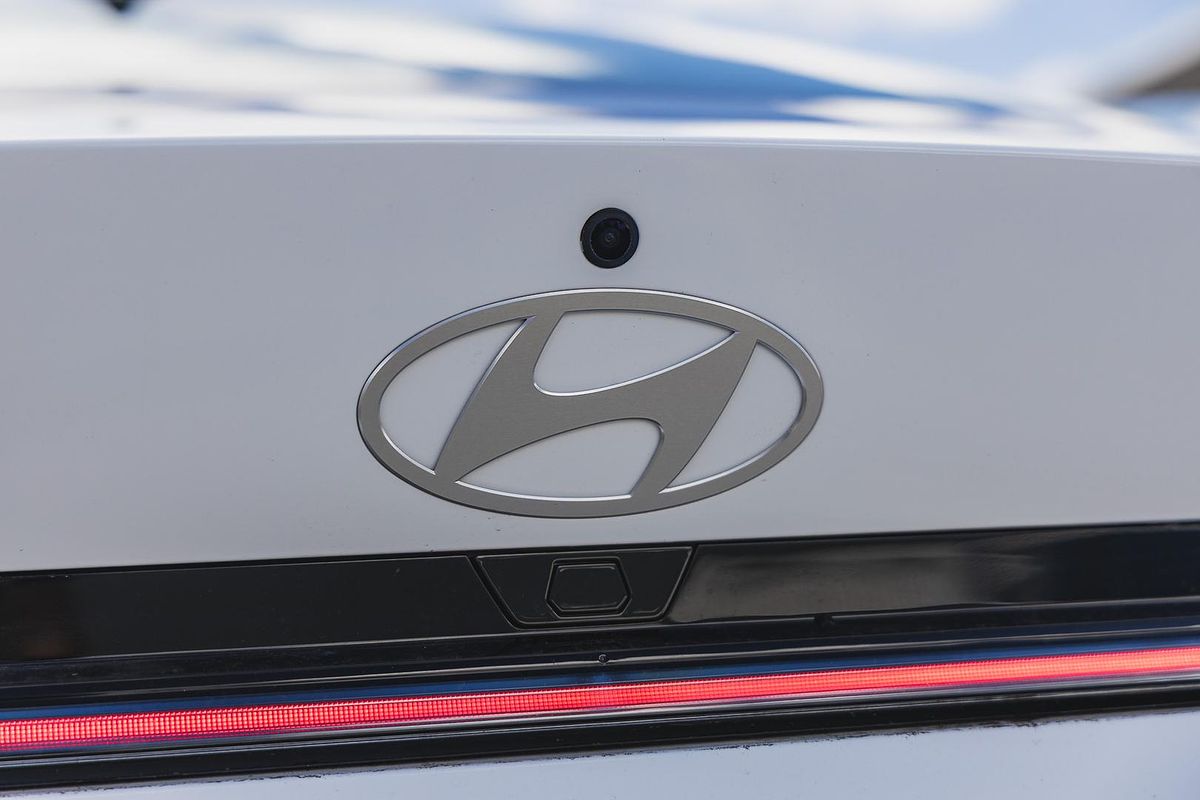 2025 Hyundai i30 Premium CN7.V2