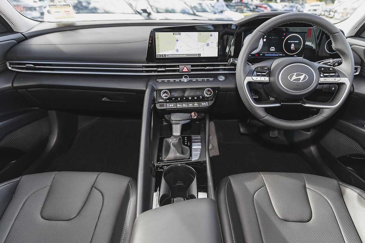 2025 Hyundai i30 Premium CN7.V2