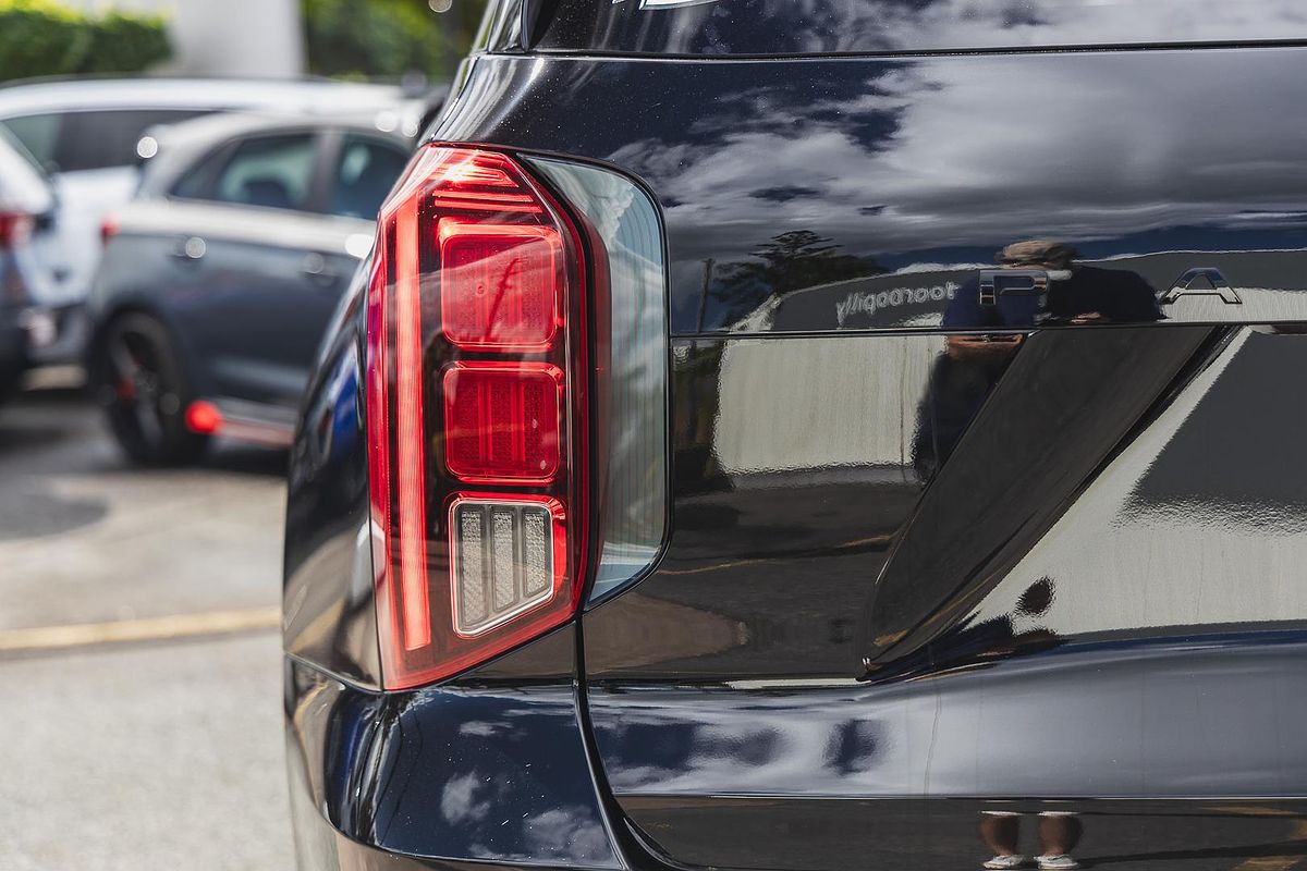 2025 Hyundai Palisade Calligraphy Black Ink LX2.V5