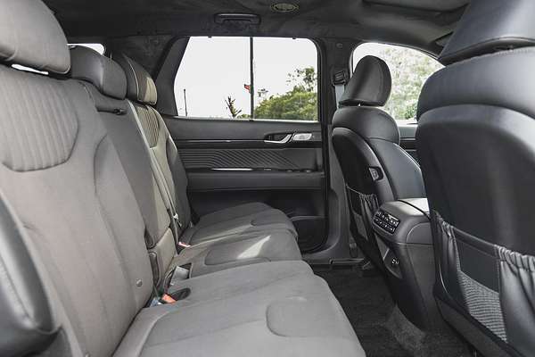 2025 Hyundai Palisade Calligraphy Black Ink LX2.V5