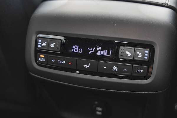 2025 Hyundai Palisade Calligraphy Black Ink LX2.V5