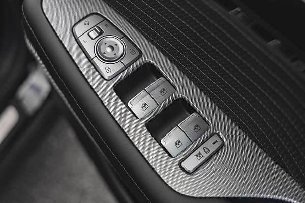 2025 Hyundai Palisade Calligraphy Black Ink LX2.V5