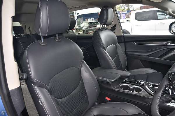 2022 LDV D90 Executive SV9A