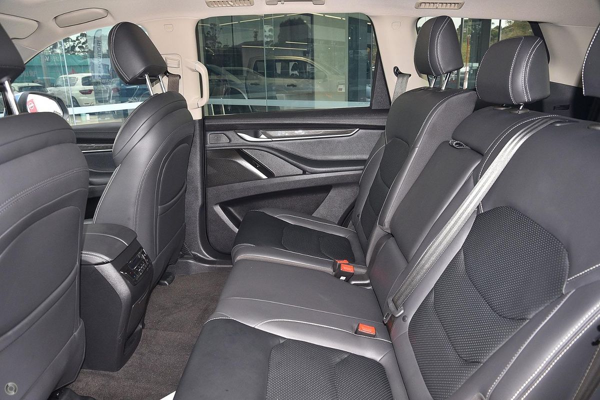 2022 LDV D90 Executive SV9A