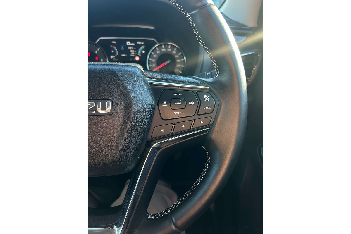 2024 Isuzu MU-X LS-T
