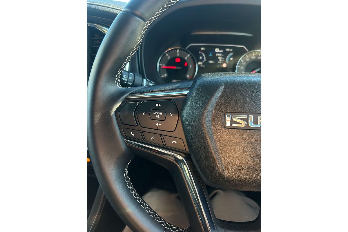 2024 Isuzu MU-X LS-T