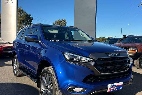 2024 Isuzu MU-X LS-T