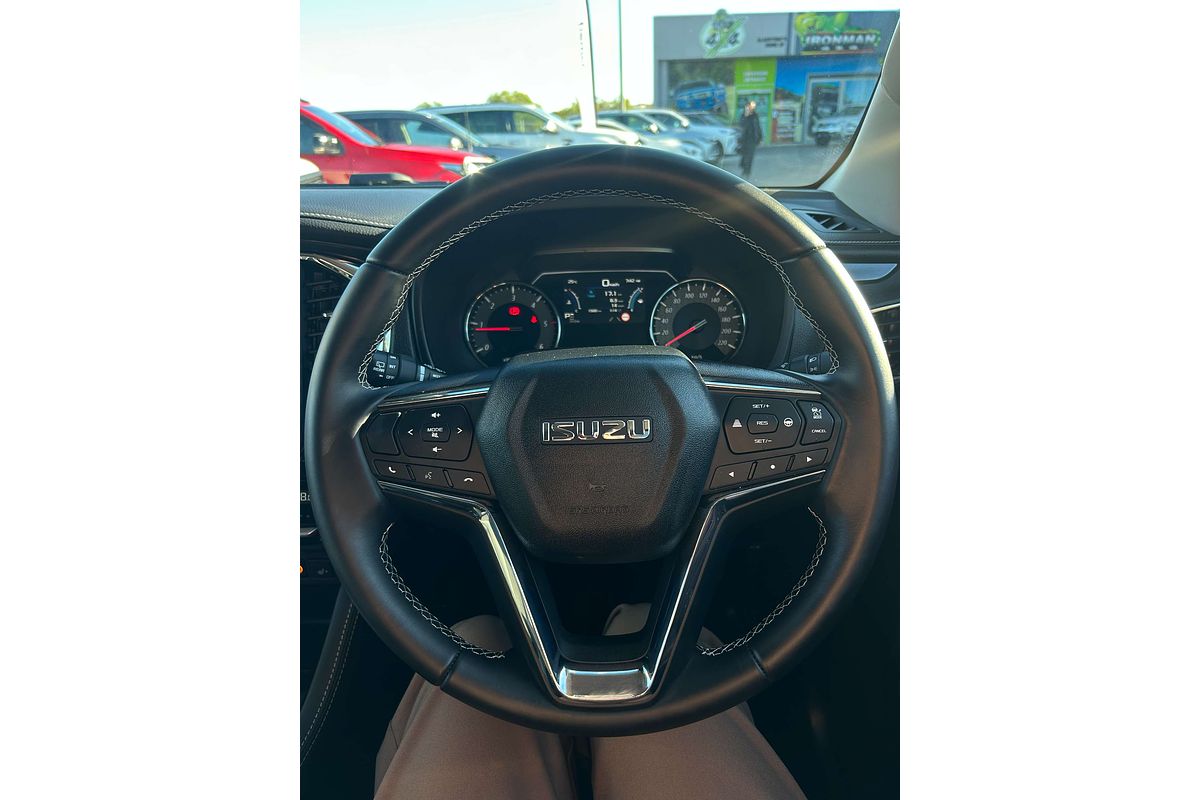 2024 Isuzu MU-X LS-T
