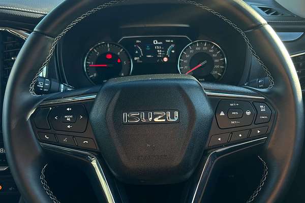 2024 Isuzu MU-X LS-T