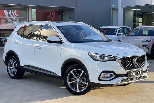 2022 MG HS Essence X SAS23