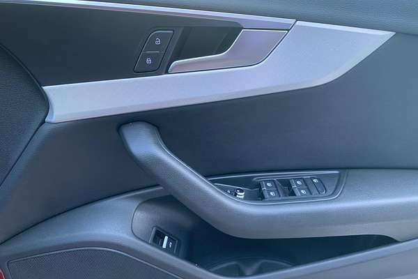 2018 Audi A4 S line B9