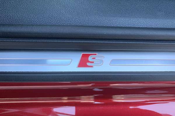 2018 Audi A4 S line B9