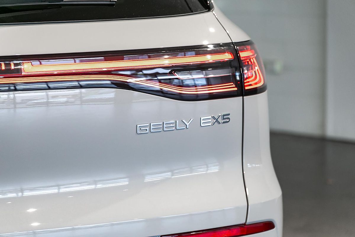 2025 Geely EX5 Inspire E245