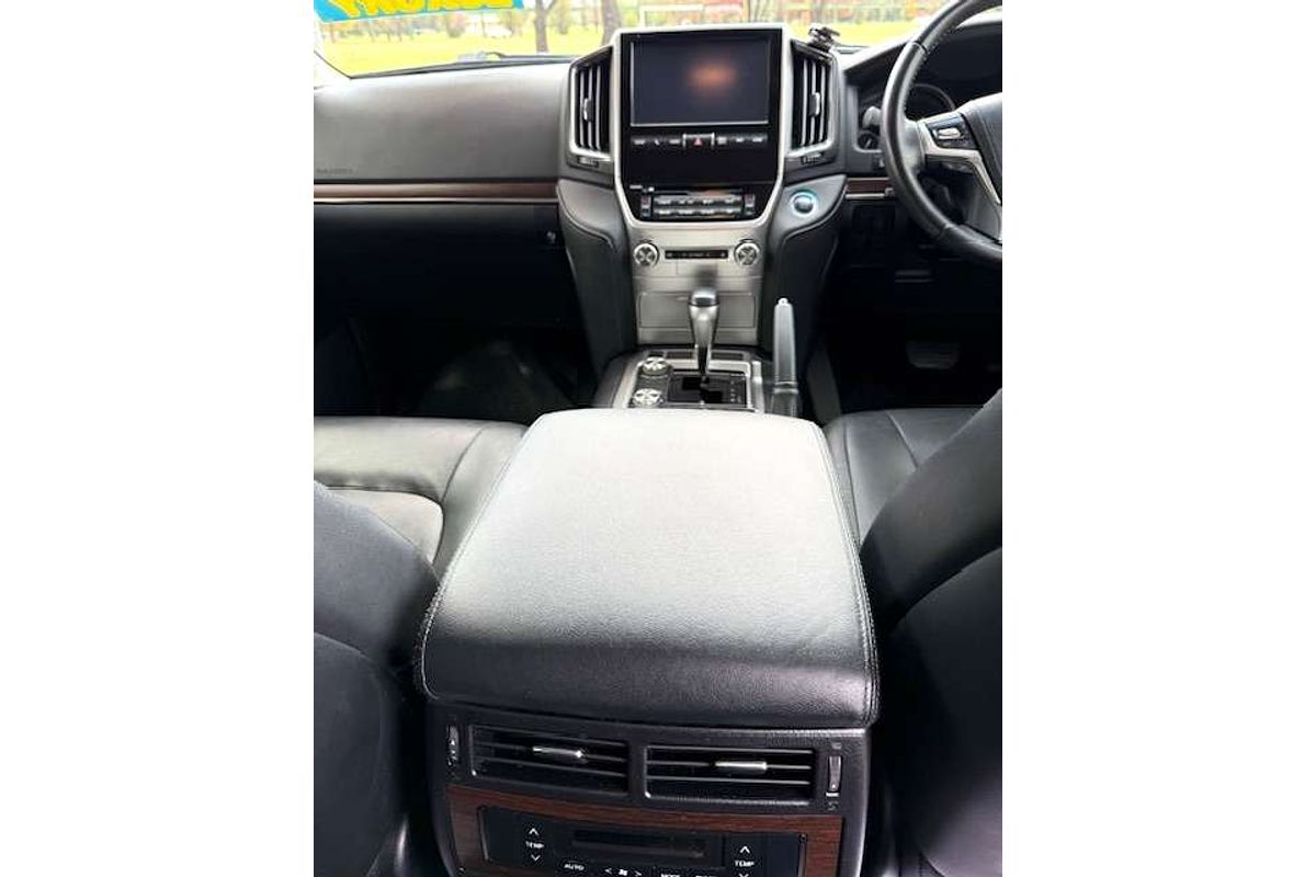 2020 Toyota Landcruiser GXL VDJ200R