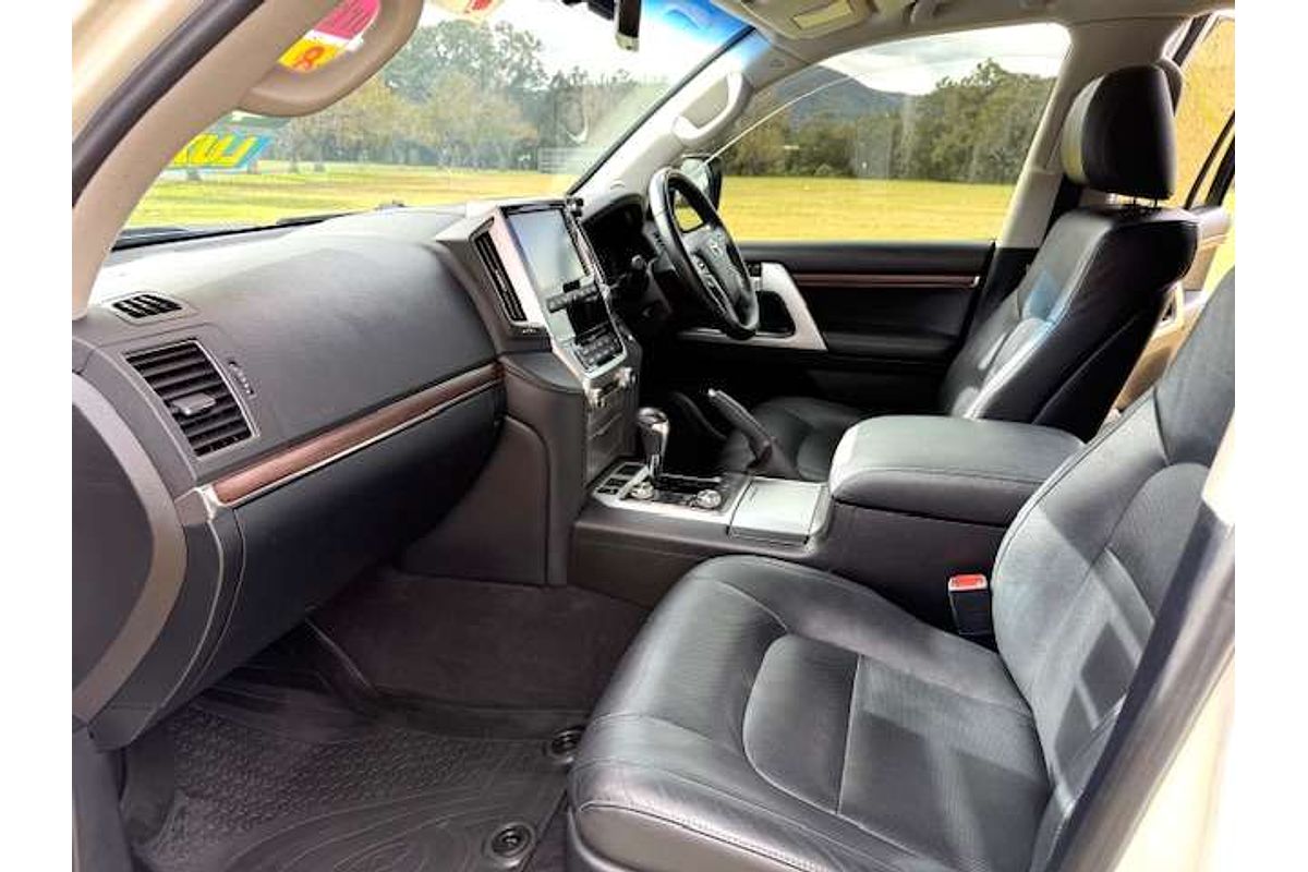 2020 Toyota Landcruiser GXL VDJ200R