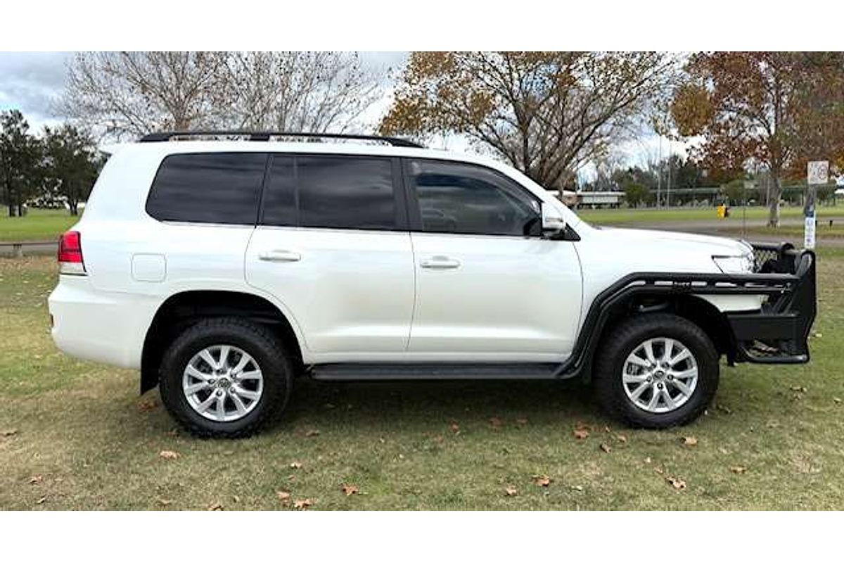 2020 Toyota Landcruiser GXL VDJ200R