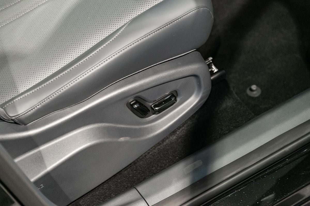 2025 Geely EX5 Inspire E245