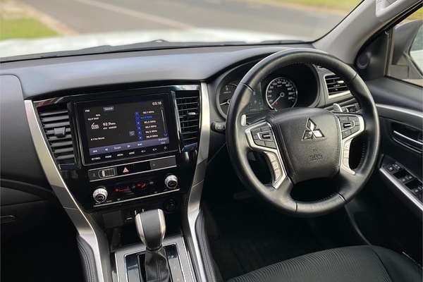 2022 Mitsubishi Pajero Sport GLX QF