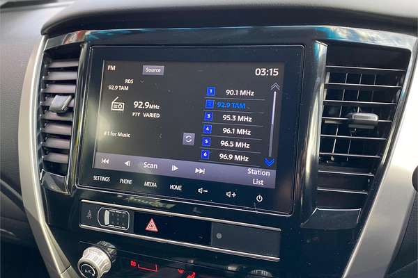 2022 Mitsubishi Pajero Sport GLX QF