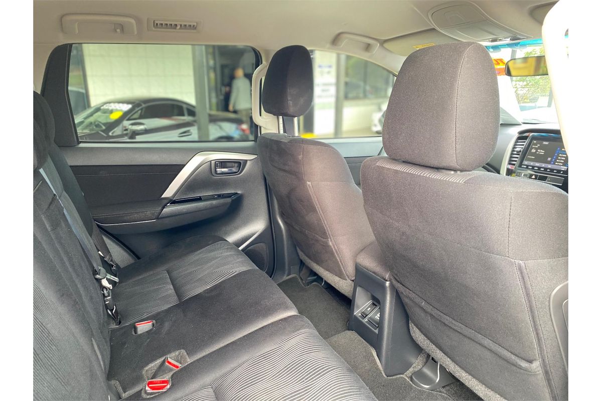 2022 Mitsubishi Pajero Sport GLX QF
