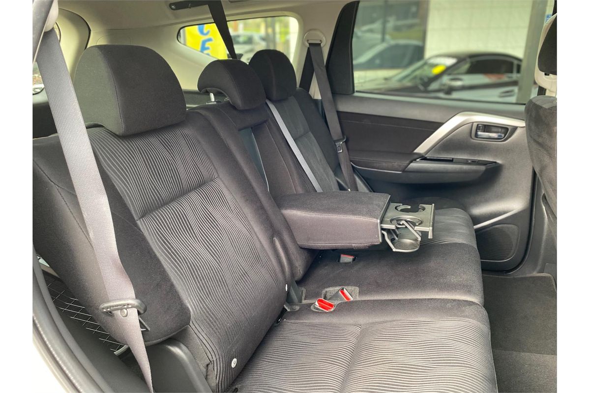 2022 Mitsubishi Pajero Sport GLX QF