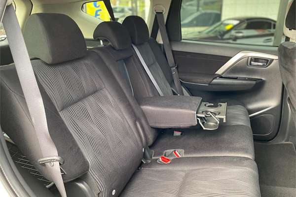 2022 Mitsubishi Pajero Sport GLX QF