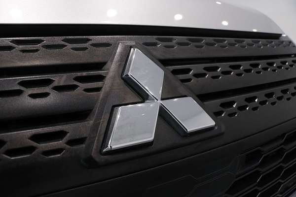 2022 Mitsubishi Eclipse Cross ES YB