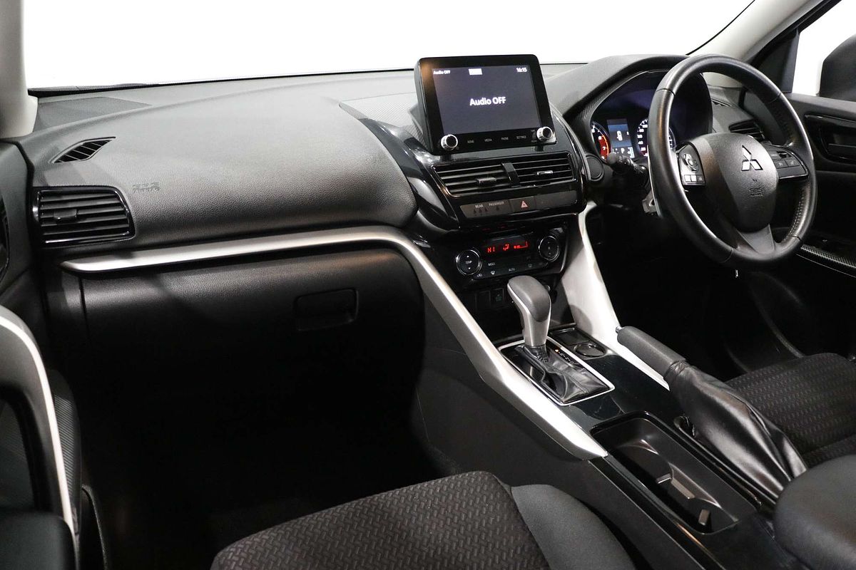 2022 Mitsubishi Eclipse Cross ES YB