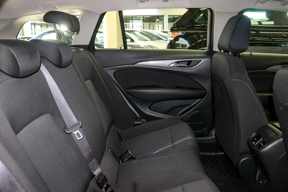 2019 Holden Commodore LT ZB